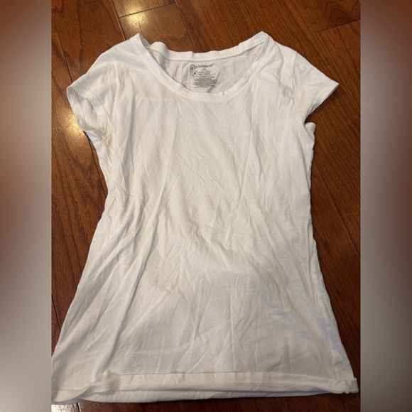 No Boundaries Women's White Short Sleeve Tee - Picture 1 of 2